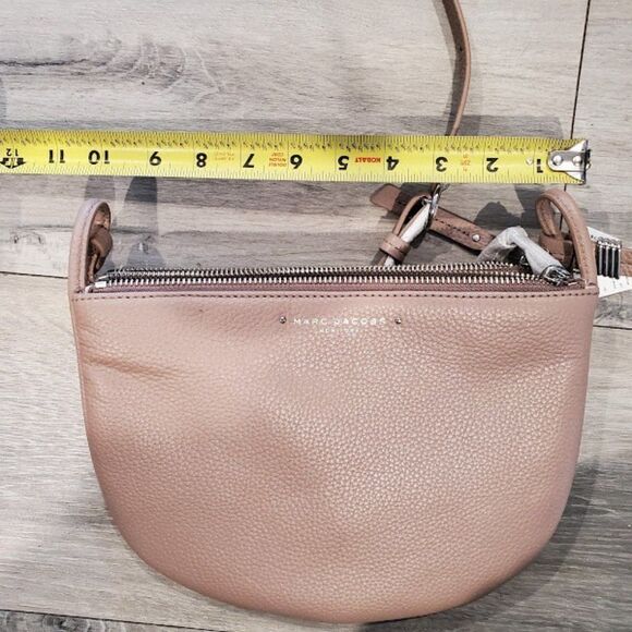 Marc Jacobs Supple Group Leather Romantic Blush Crossbody Bag - Picture 9 of 11